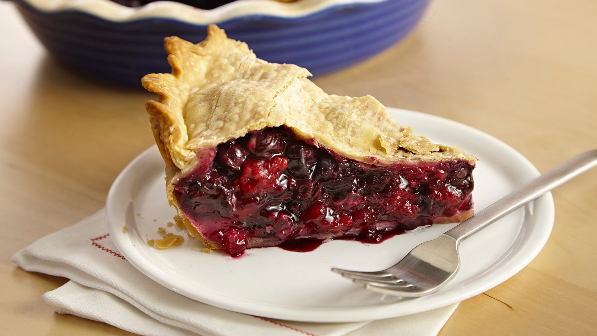 mixed-berry-pie.jpg