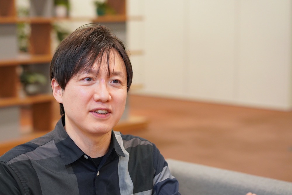 自身の仕事について話す大平氏
