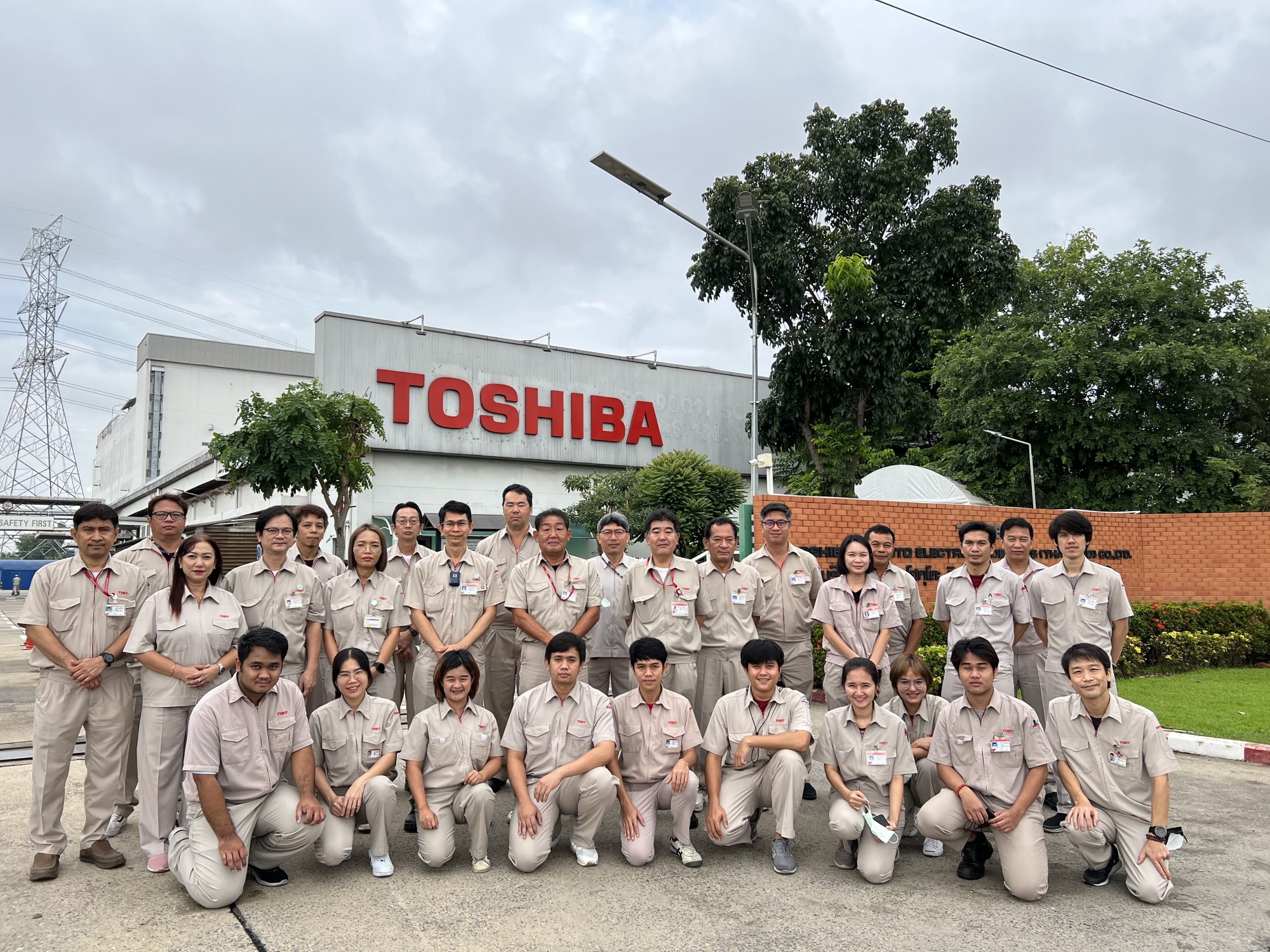 東芝ホクト電子タイ社の面々