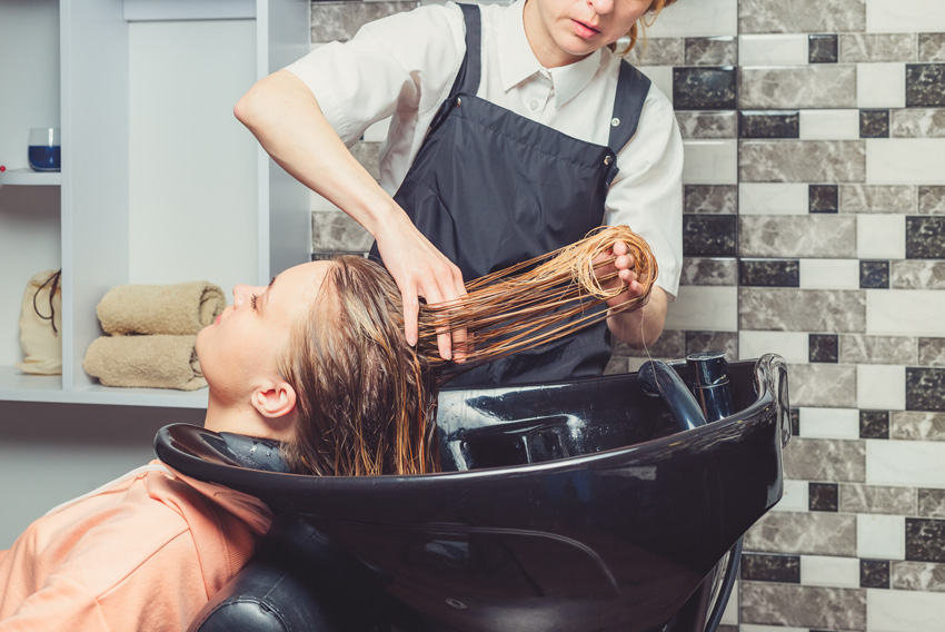 Zavarovanje splošne odgovornosti pri alergijski reakciji pri frizerju - Generali