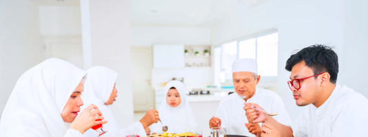 Puasa Ramadan: tips supaya lansia keluarga kita selalu sehat