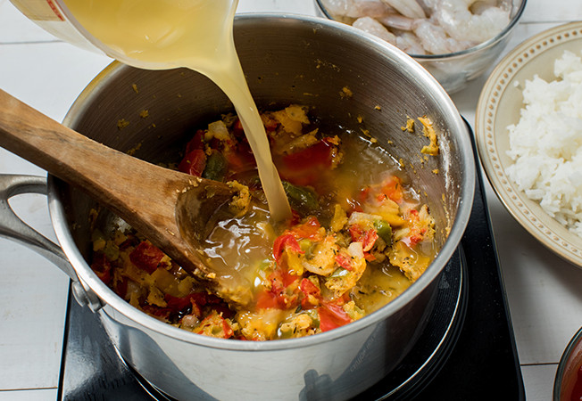 Shrimp Etoufee_Adding Broth -5516.jpg