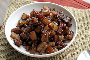 Apple Sage Chutney Eats Well with Others.jpg