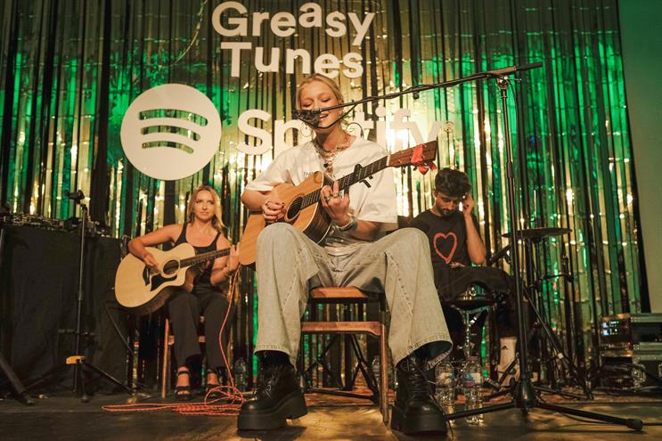 greasy-tunes-spotify-cafe.jpeg