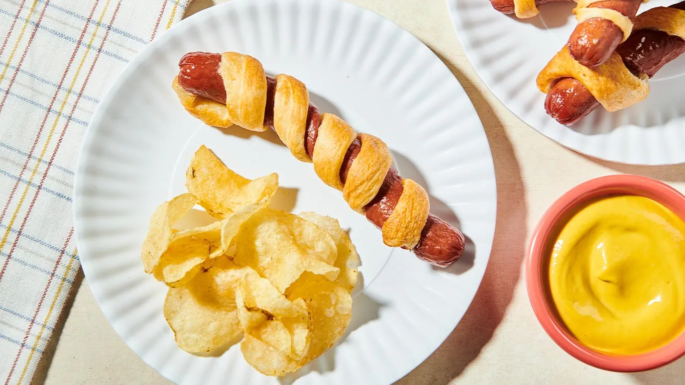 crescent_air_fryer_hot_dogs_58341_1376x744.webp