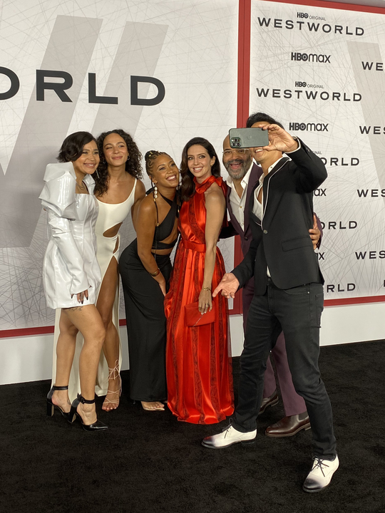 alt="GROUP_SHOT_1.jpg"