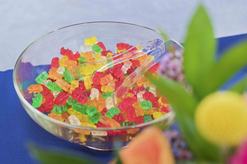 How to Make Champagne Gummy Bears