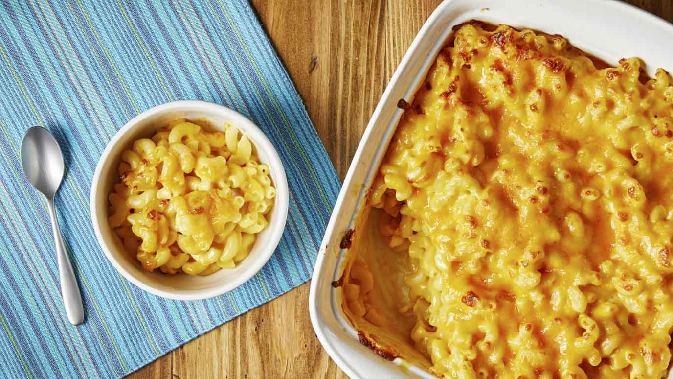 Easy_Cheesy_Mac_Cheese_256_2000x1125.jpg