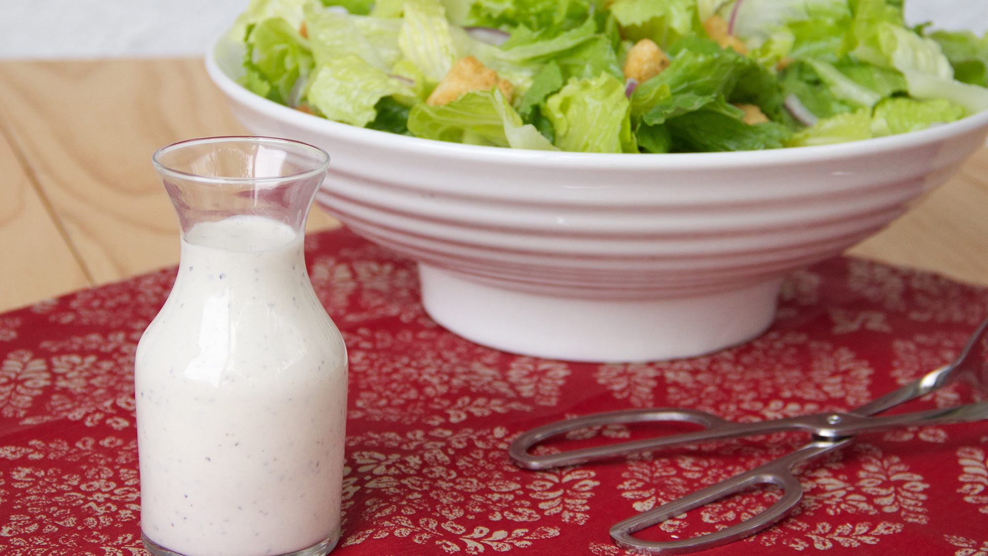 romaine-salad-with-creamy-parmesan-dressing.jpg