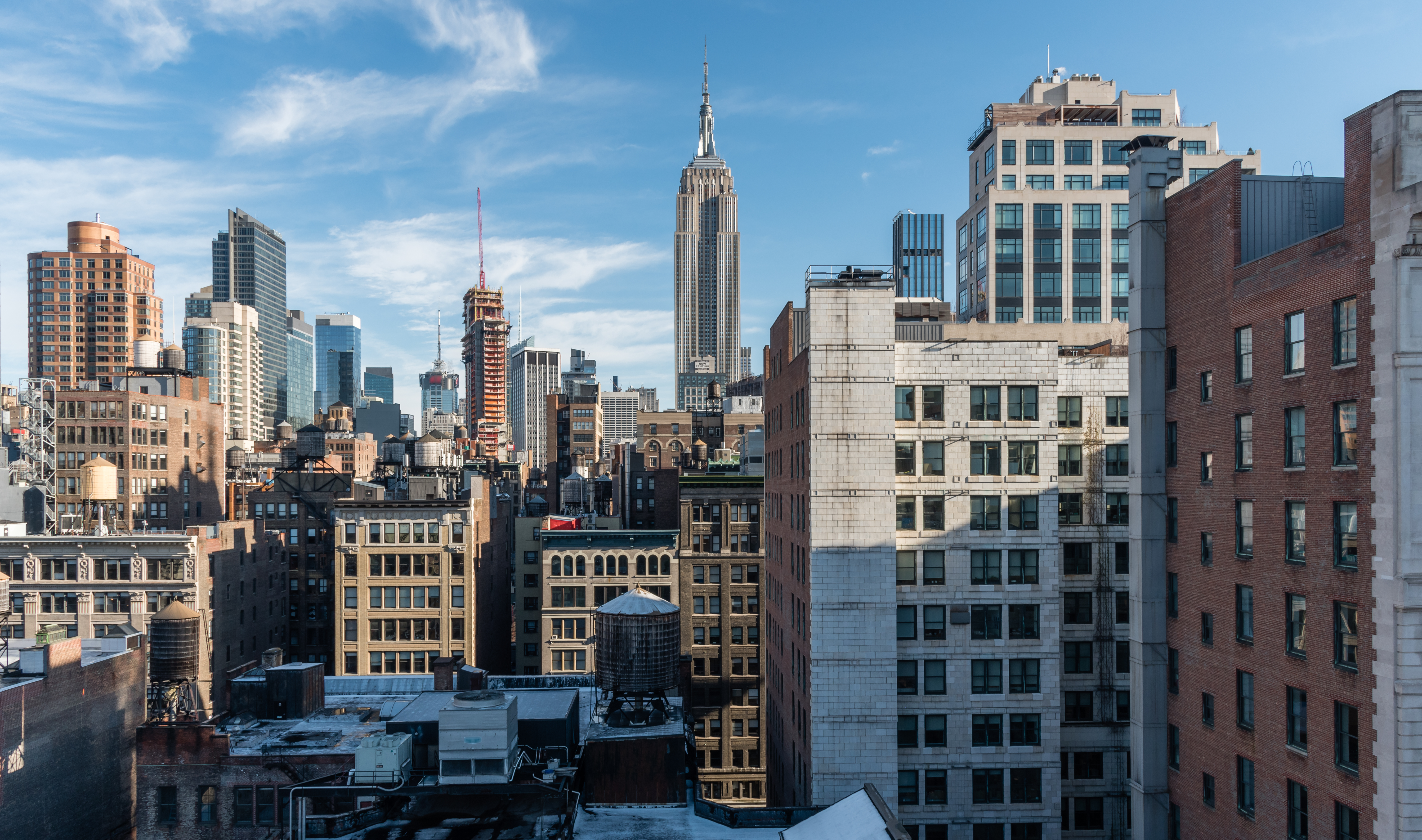 Beautiful Manhattan skyline vista in winter