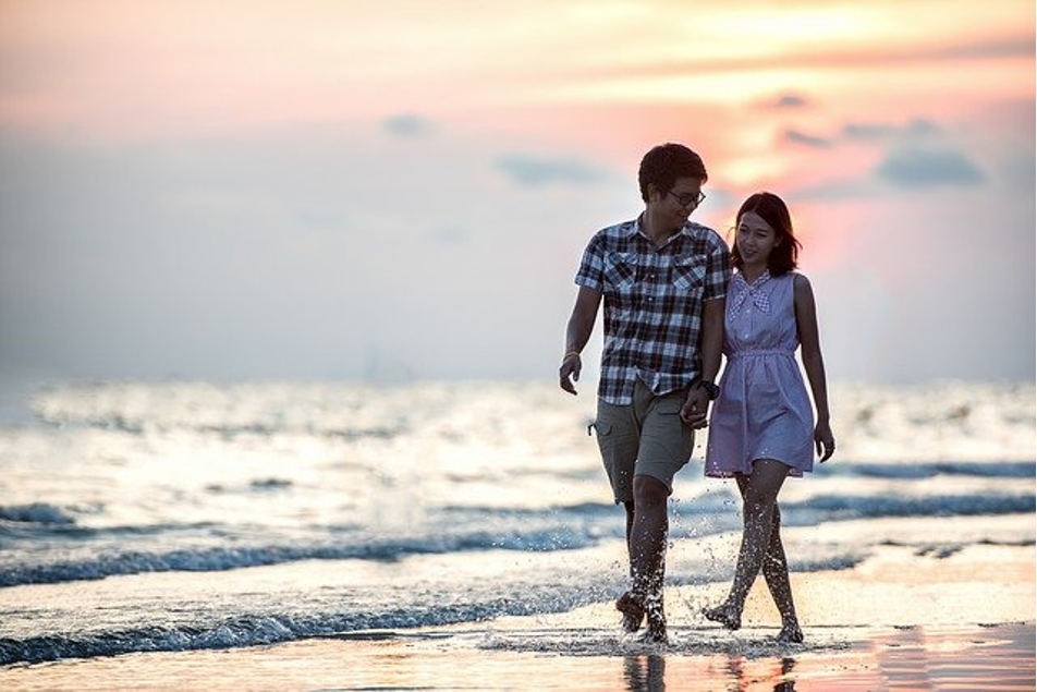 Baru Menikah? Ikuti 5 Tips Mengelola Keuangan Bagi Pasangan Baru Ini.png