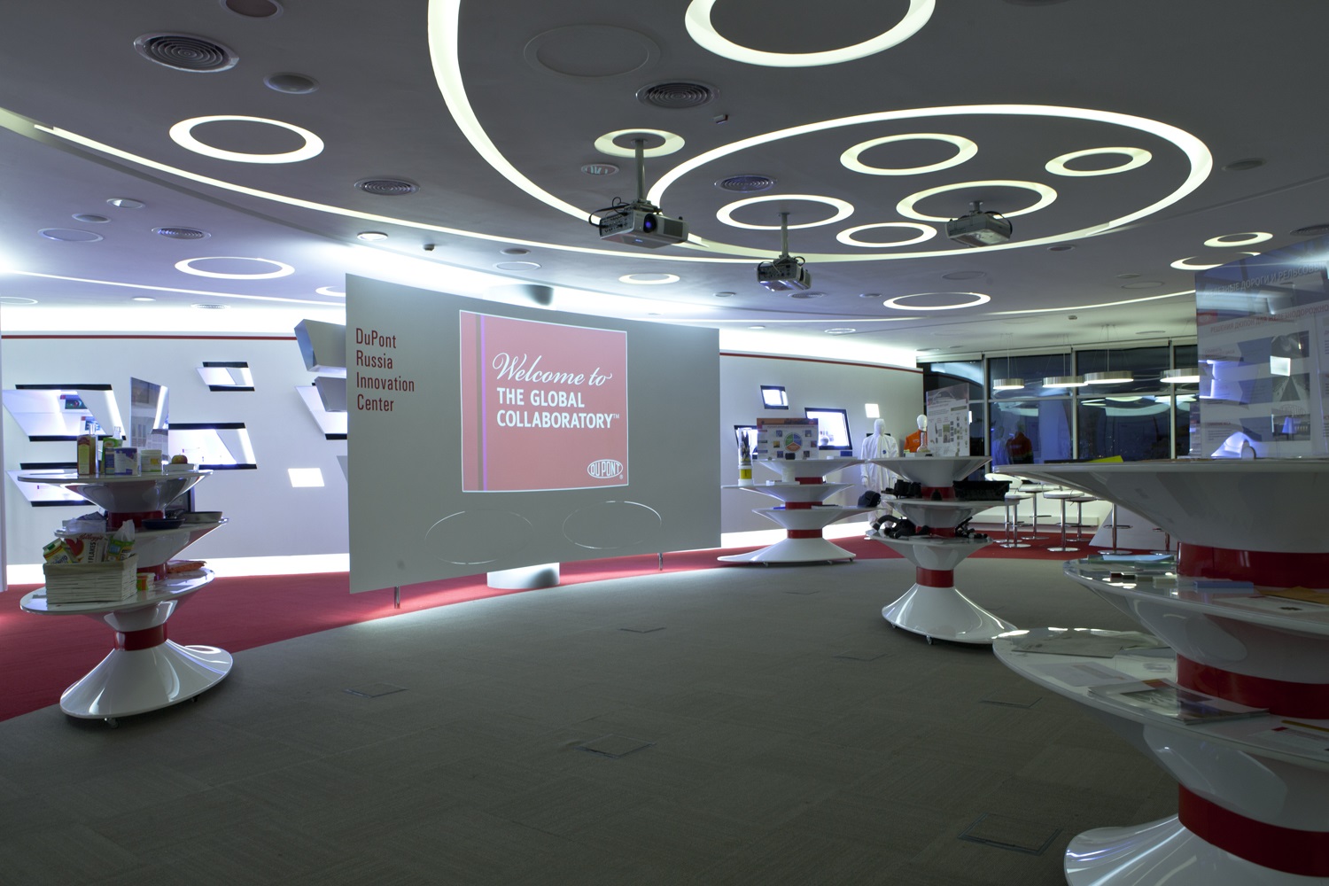 A picture of a DuPont Innovation Center in Russia