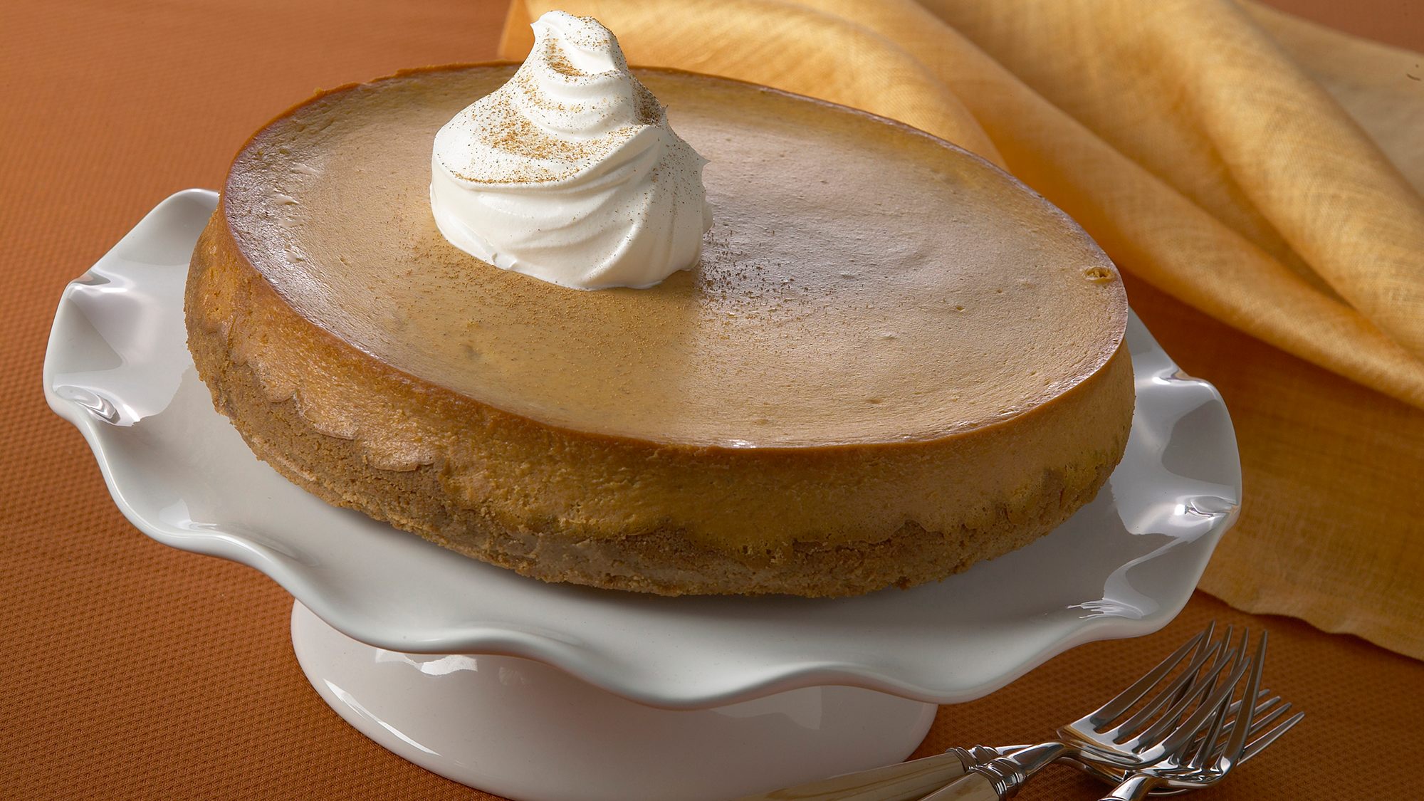 pumpkin-gingersnap-cheesecake.jpg