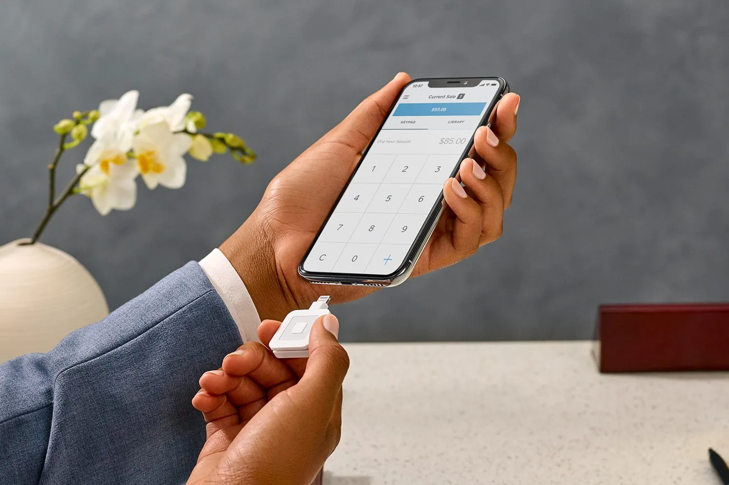 square reader for magstripe with a lightning connection