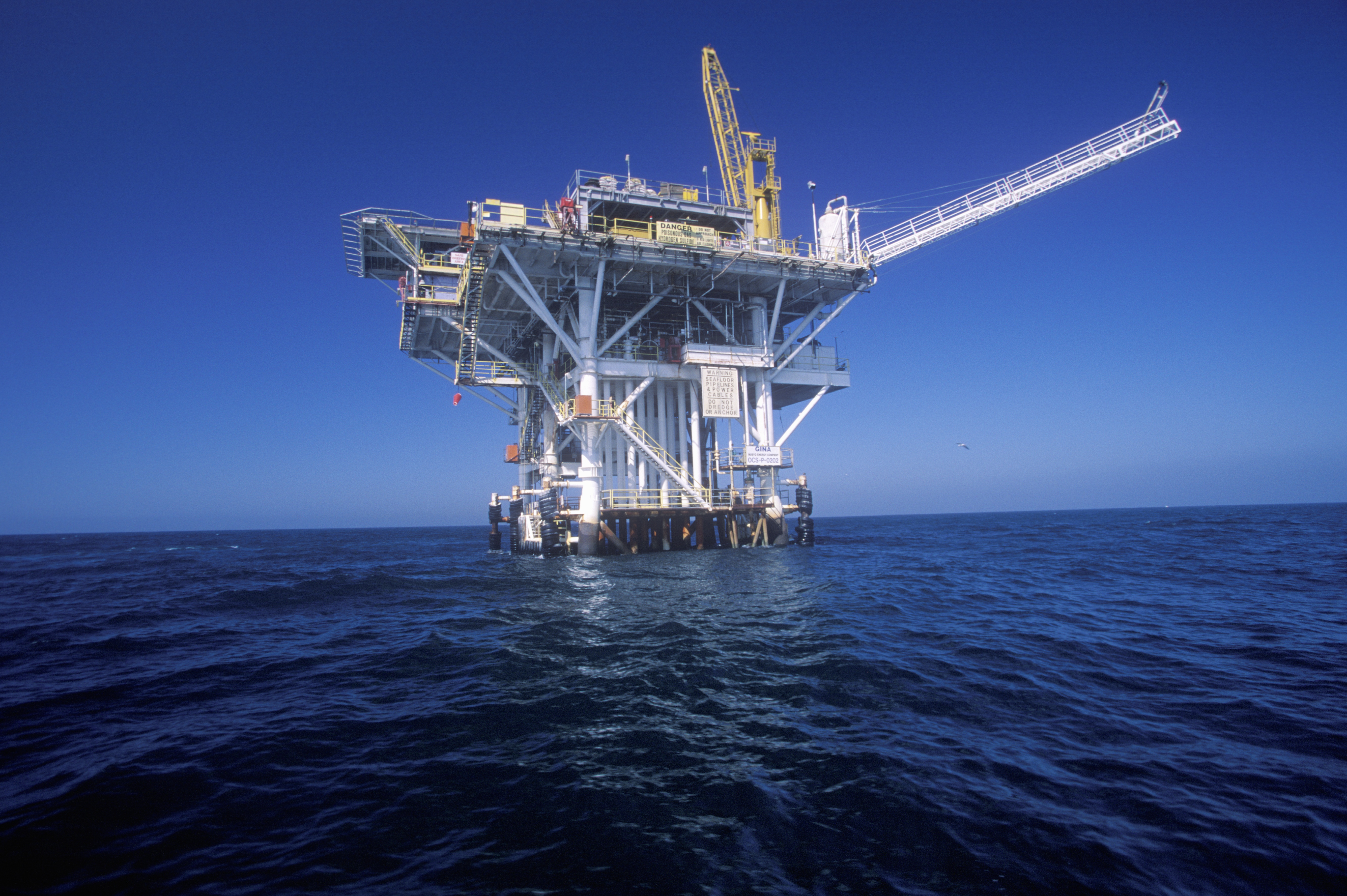 Мировые запасы мирового океана. Ресурсы океана. Нефтяная платформа. Добыча полезных ископаемых в Атлантическом океане. Минеральные ресурсы мирового океана.