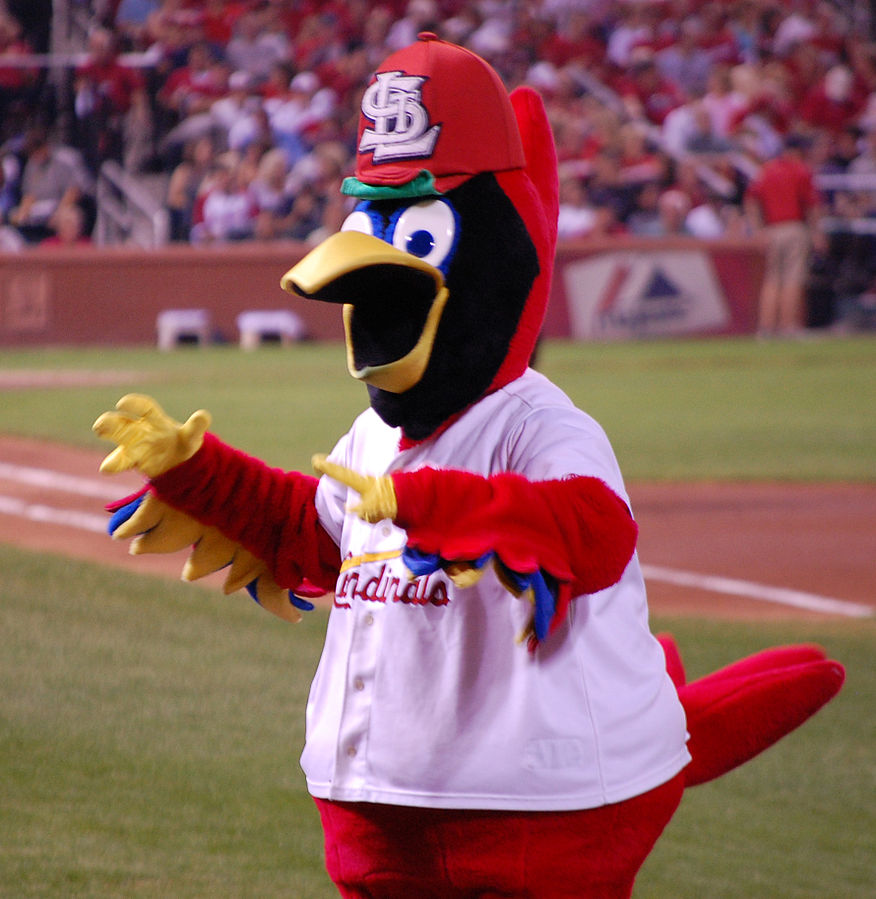 The Cardinals want the St. Louis PD to stop using their mascot in  #PoliceLivesMatter photos - The Daily Dot