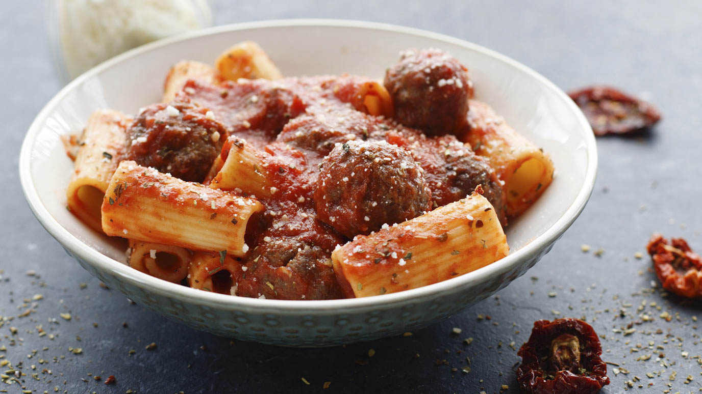 sun_dried_tomato_bison_meatballs_2000x1125.jpg