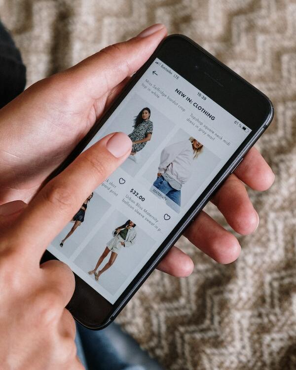 Marak Fenomena Belanja Online, Bagaimana Agar Tidak Terjebak Impulsive Buying.jpg