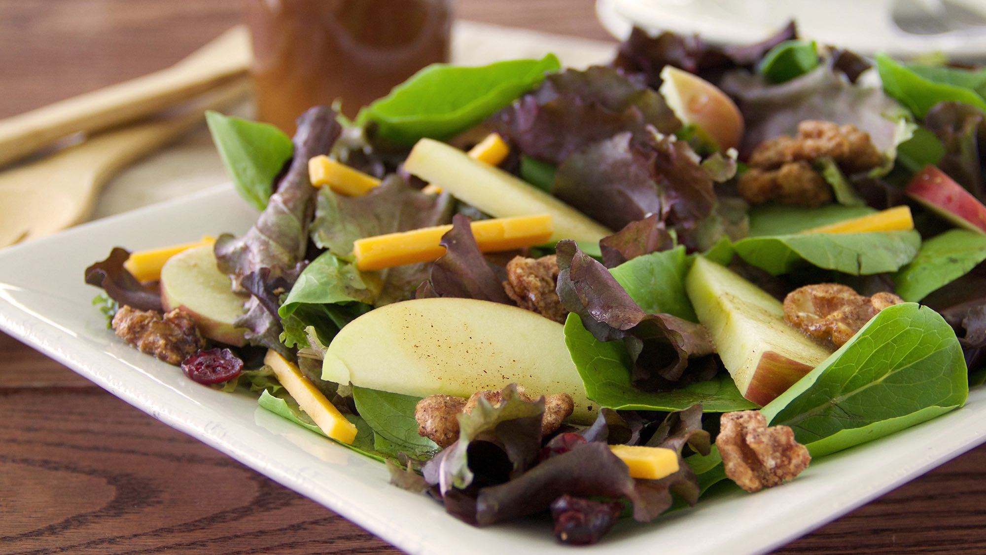 mixed-green-salad-with-apple-pie-vinaigrette.jpg