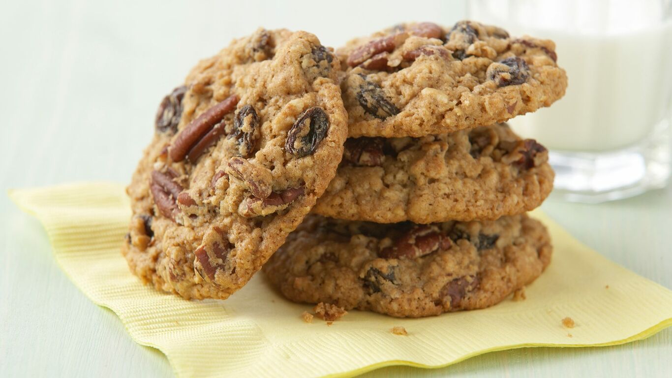 The Kitchn: How to make soft, chewy oatmeal chocolate chip cookies ...