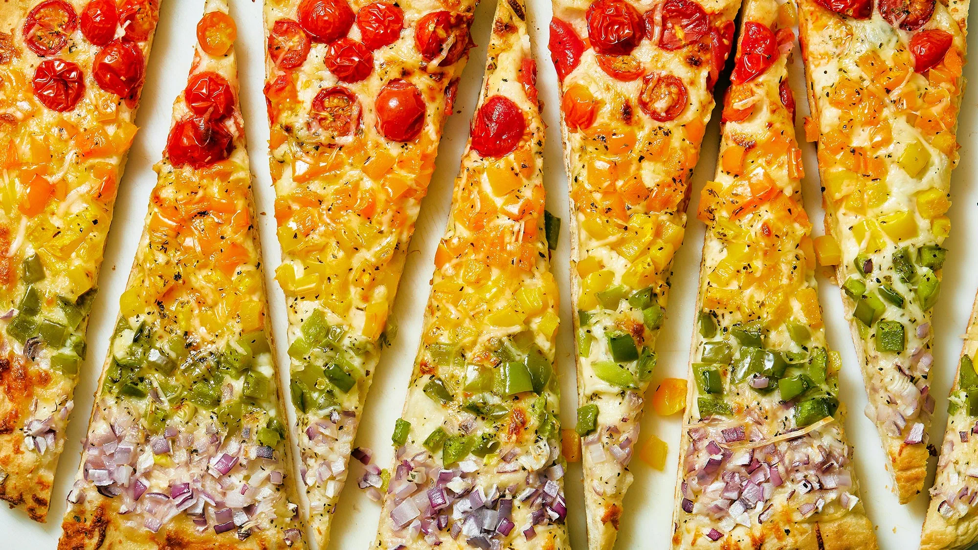 rainbow_veggie_pizza_2000x1125.webp