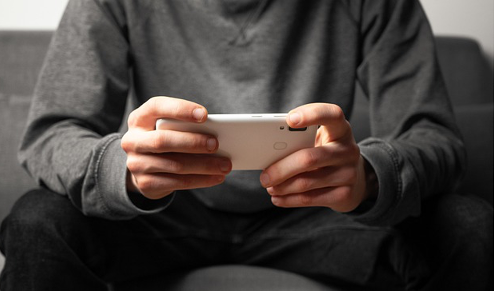 8 Tips Menghilangkan Perilaku Adiktif Terhadap Smartphone.png