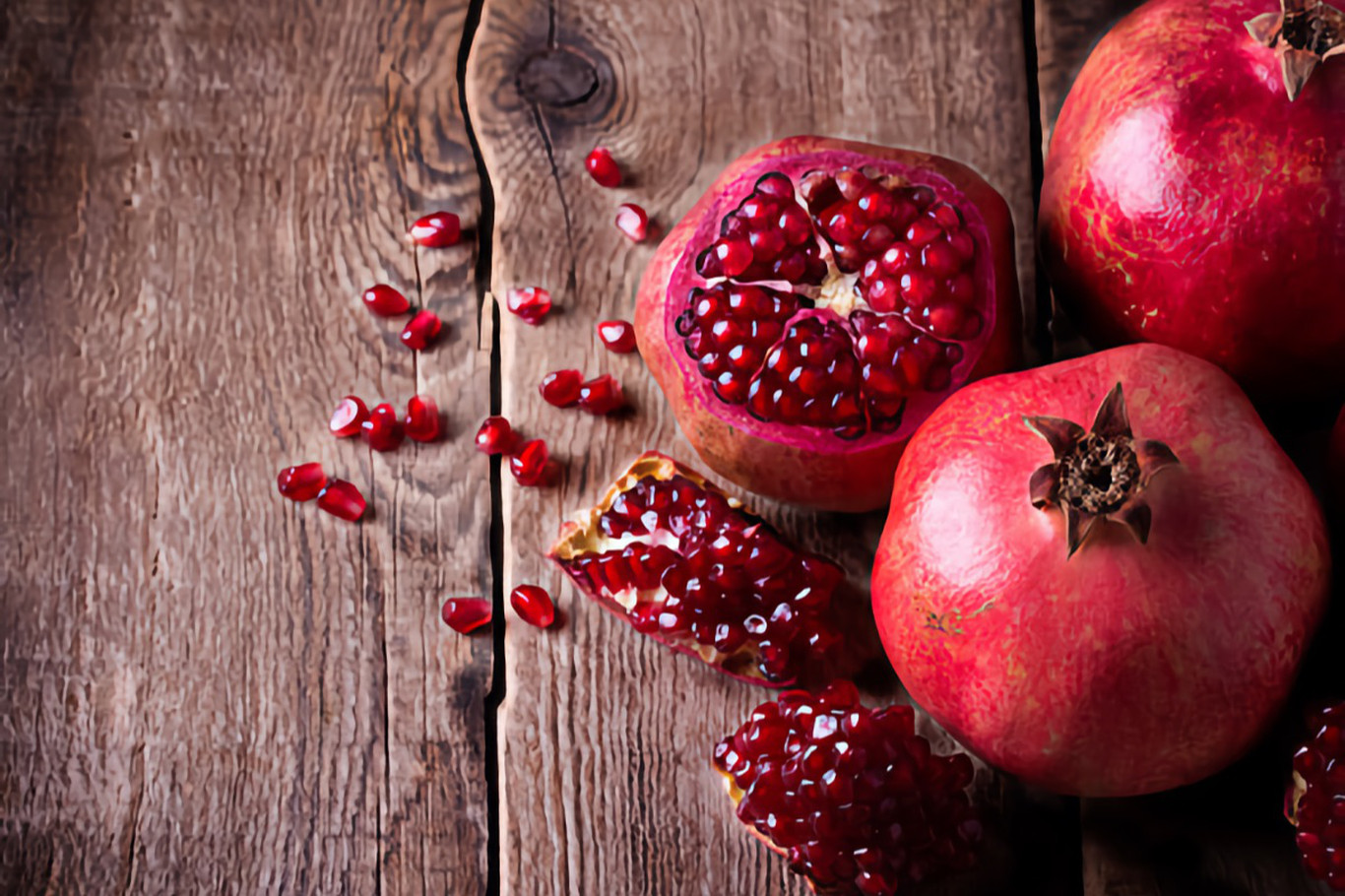Pomegranate Season Guide: Benefits & Recipes | McCormick