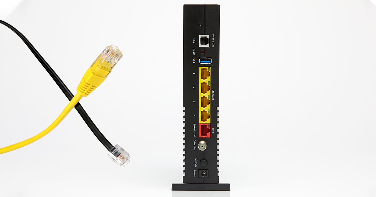 What's the Difference Between Using Ethernet and Wi-Fi to Access the  Internet?