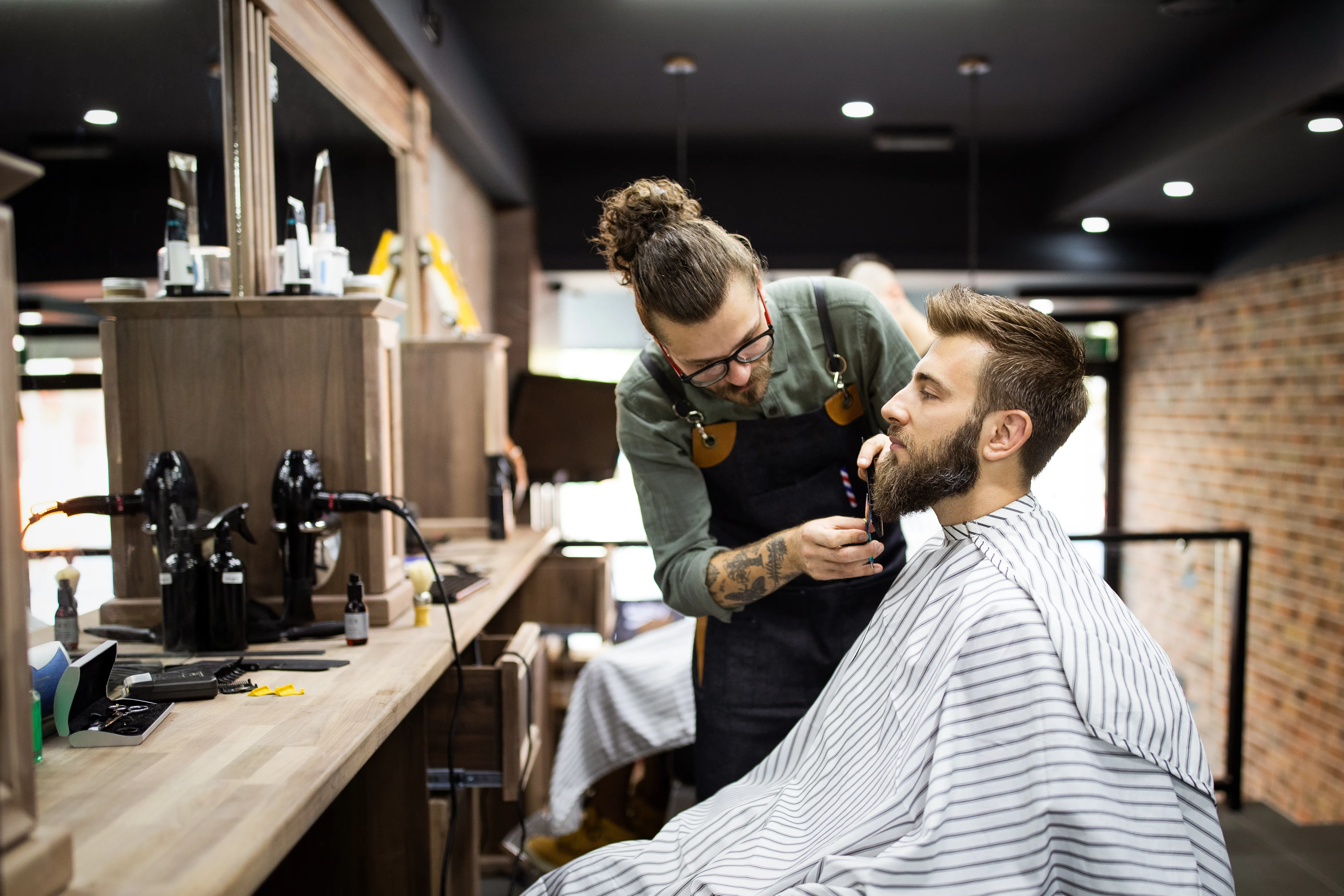 How to open a barber shop - Clover Blog