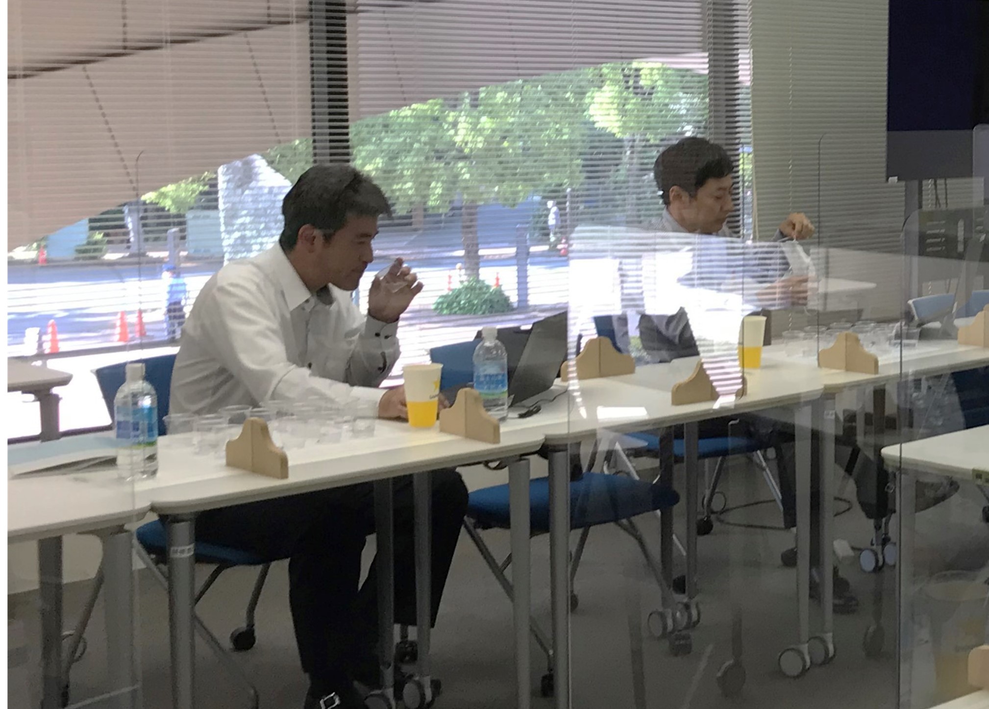 ブラインドテストの様子②.jpg
