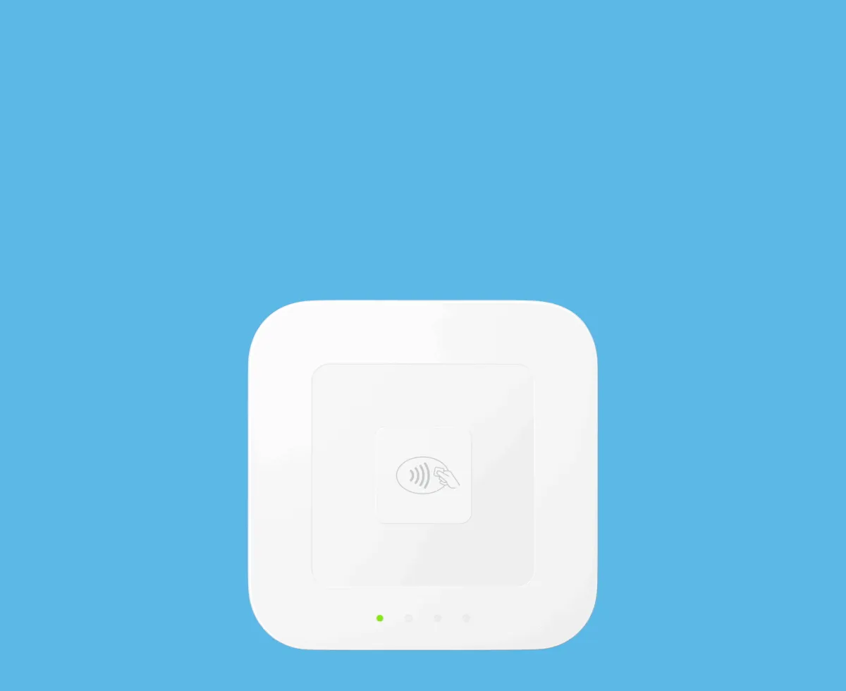 Square Reader processes a card