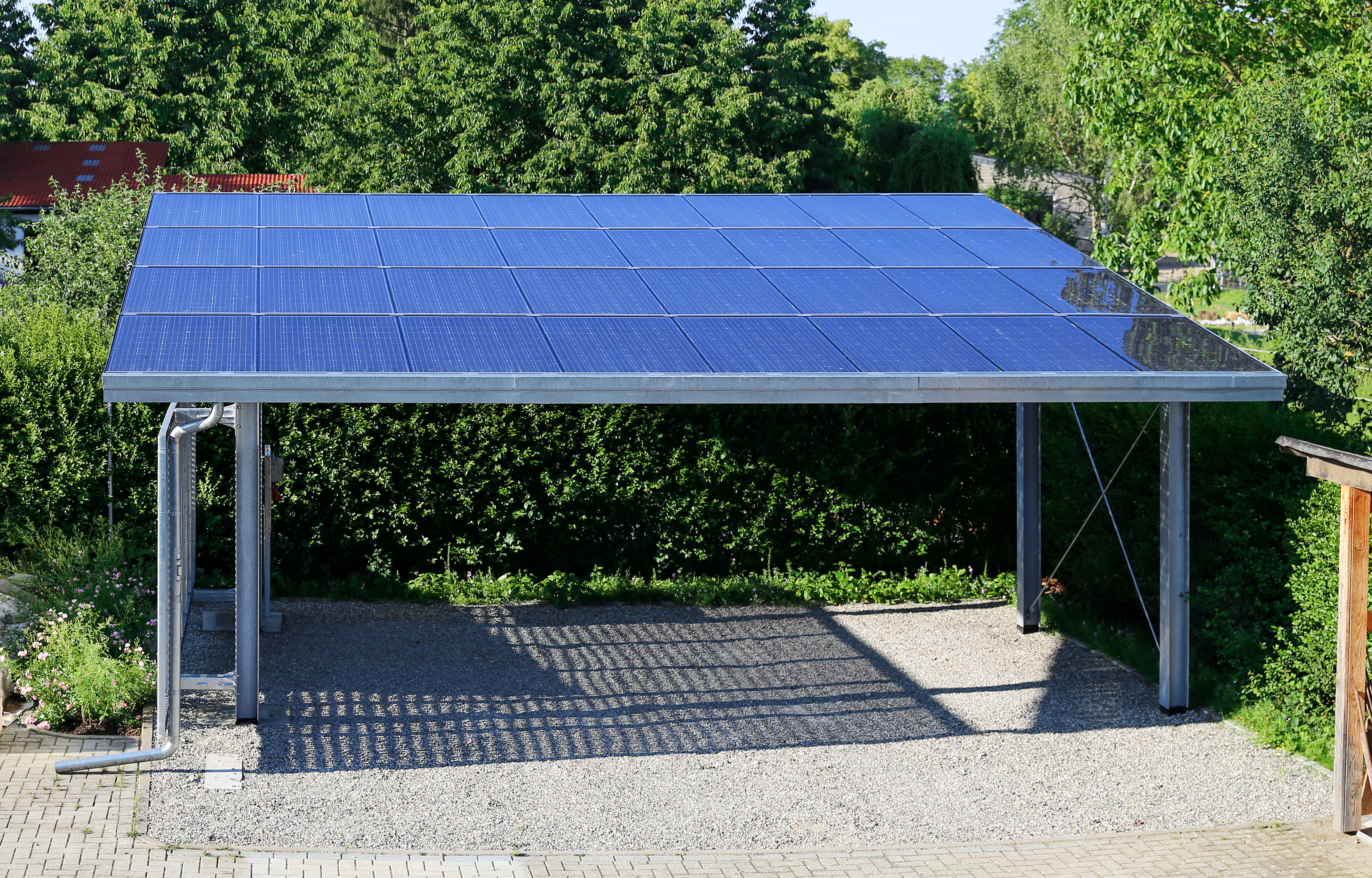 Solar,solar panels,that,also,have,dual,function,of,providing,shade