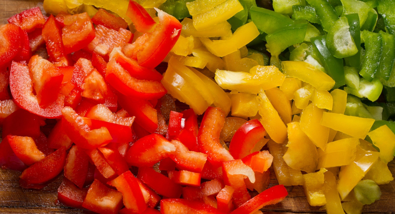 The Way You Cut Vegetables Changes Their Flavor