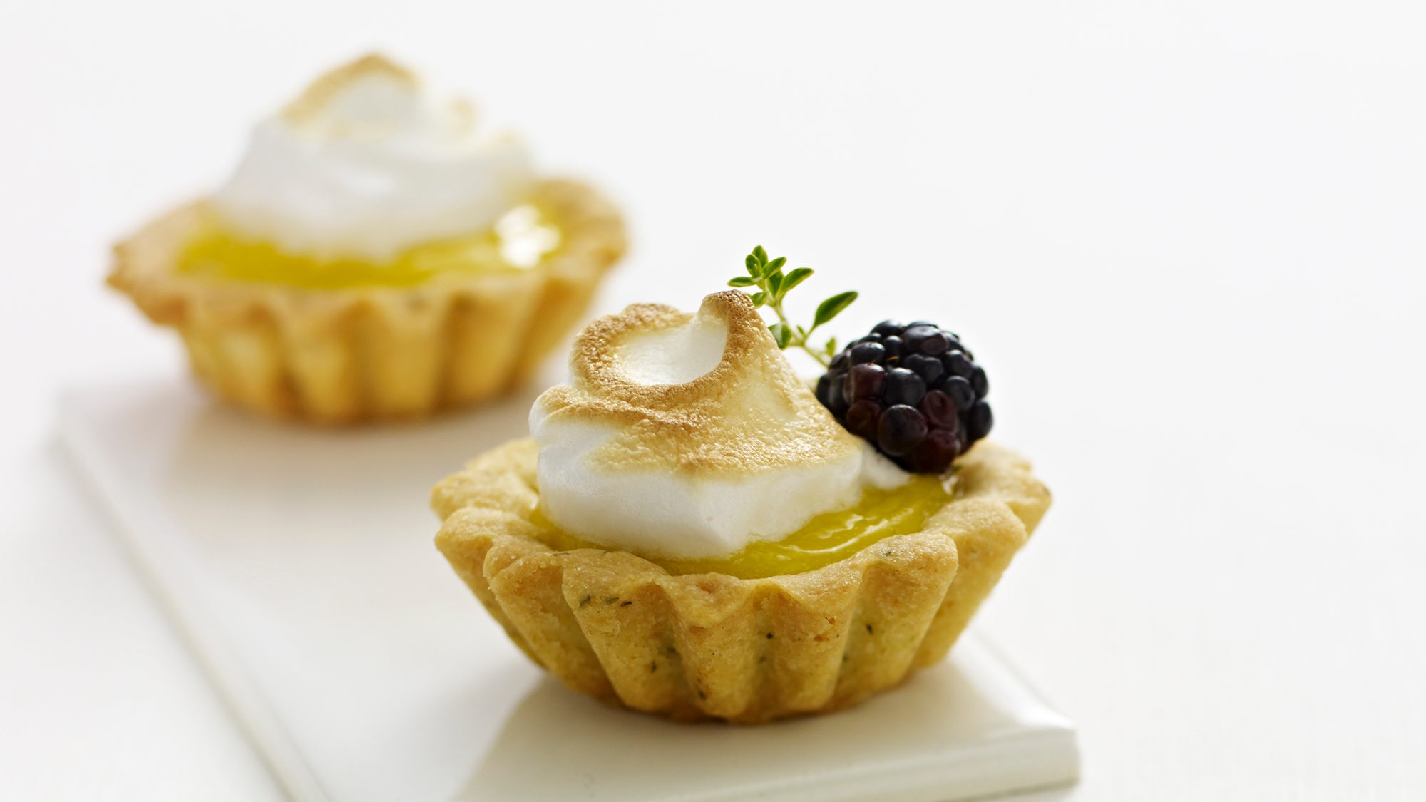 ultimate-lemon-tarts-with-limoncello-blackberries.jpg