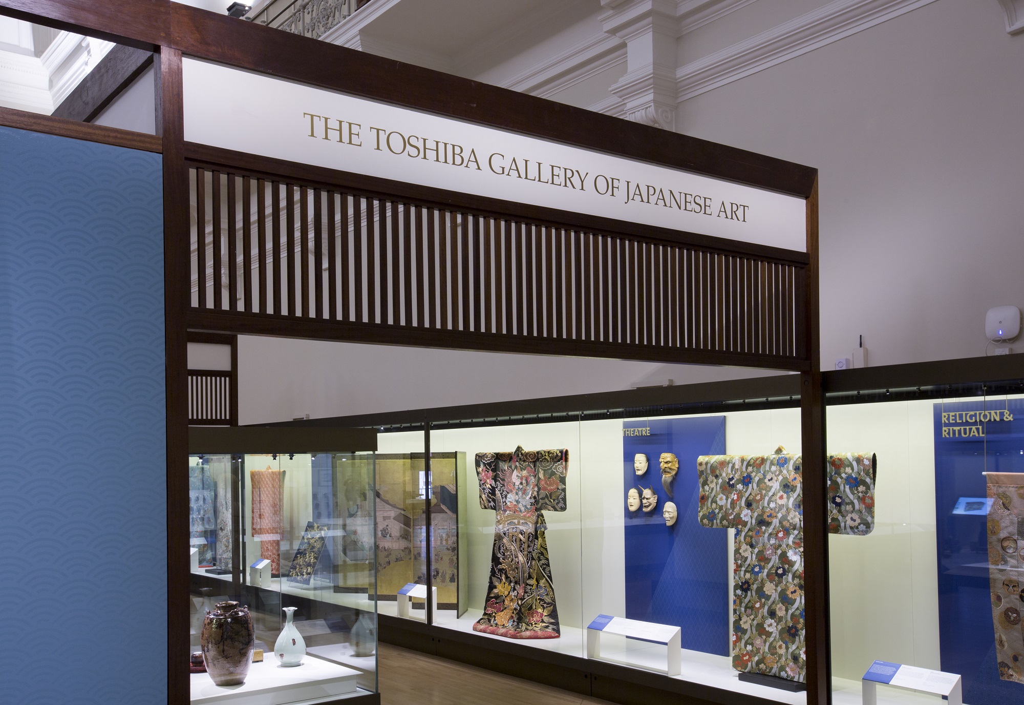 東芝日本美術ギャラリー入口 © Victoria and Albert Museum, London