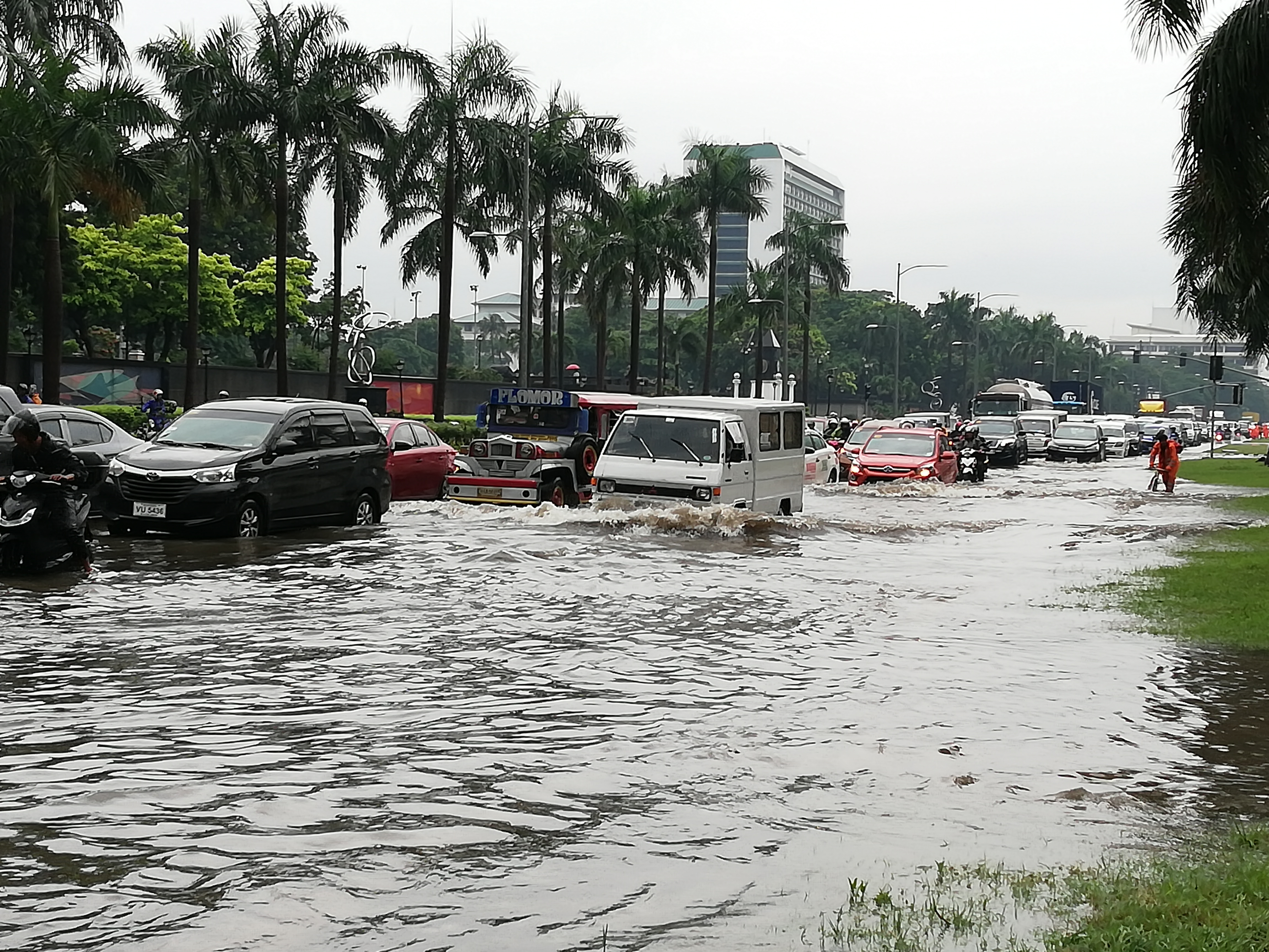 FLOODED MANILA-PNA.jpg